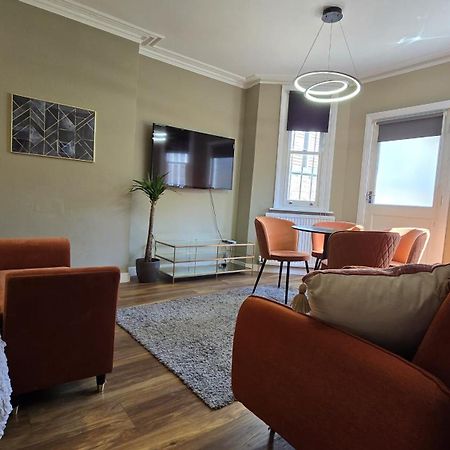 Spacious Studio For 4 Flat Near Regents Park N2 Londres Exterior foto